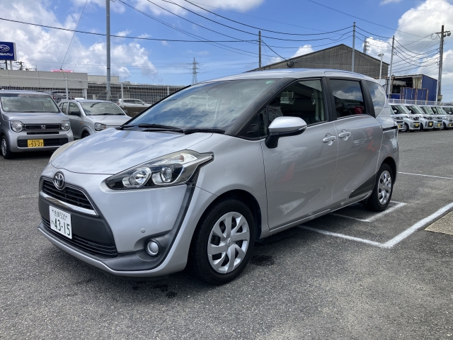TOYOTA SIENTA 2018