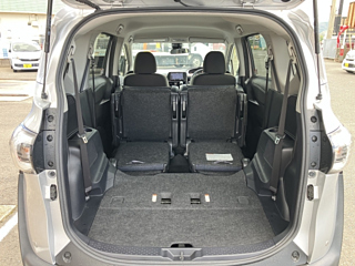 TOYOTA SIENTA 2018