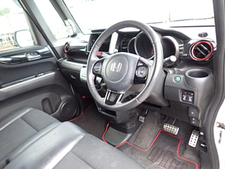 HONDA N BOX 2016