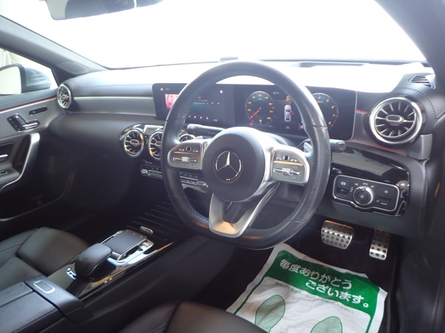 MERCEDES BENZ A CLASS 2020