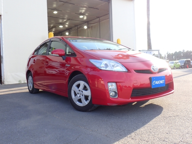 TOYOTA PRIUS 2011