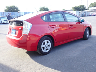 TOYOTA PRIUS 2011