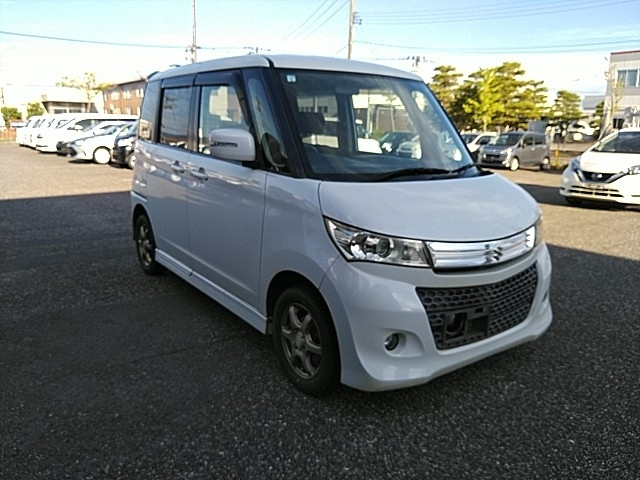 SUZUKI PALETTE 2011
