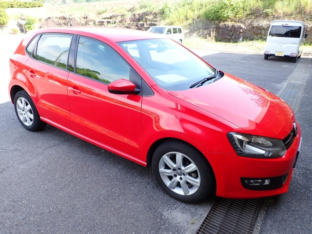 VOLKSWAGEN POLO 2014