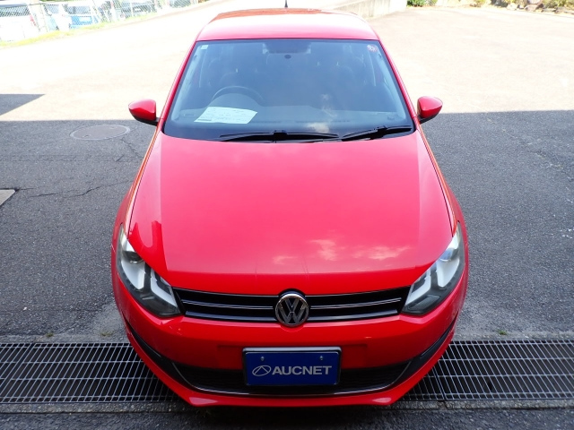 VOLKSWAGEN POLO 2014