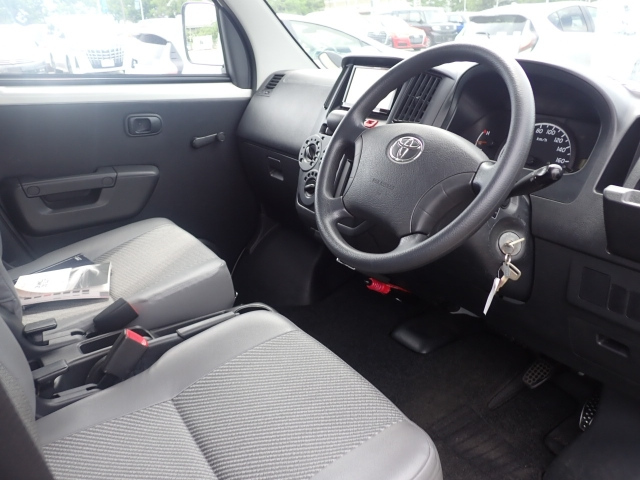 TOYOTA TOWN ACE VAN 2012