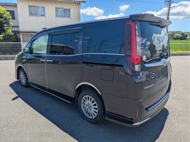 TOYOTA ESQUIRE 2014