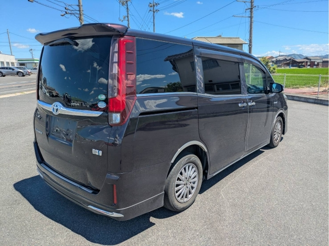 TOYOTA ESQUIRE 2014