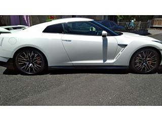 NISSAN GT-R 2024
