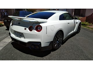 NISSAN GT-R 2024