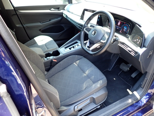 VOLKSWAGEN GOLF 2021