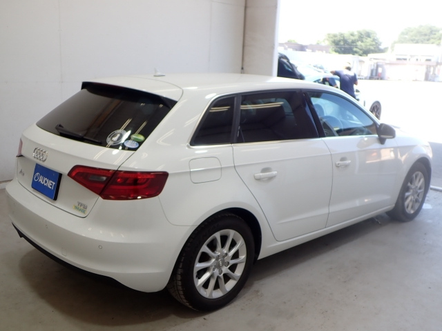 AUDI A3 2015