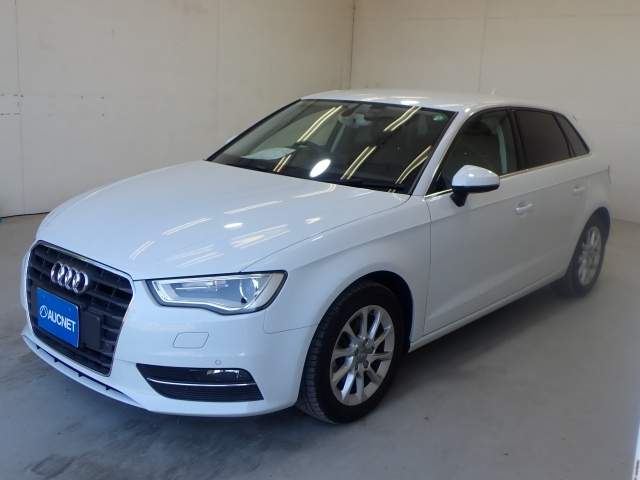 AUDI A3 2015