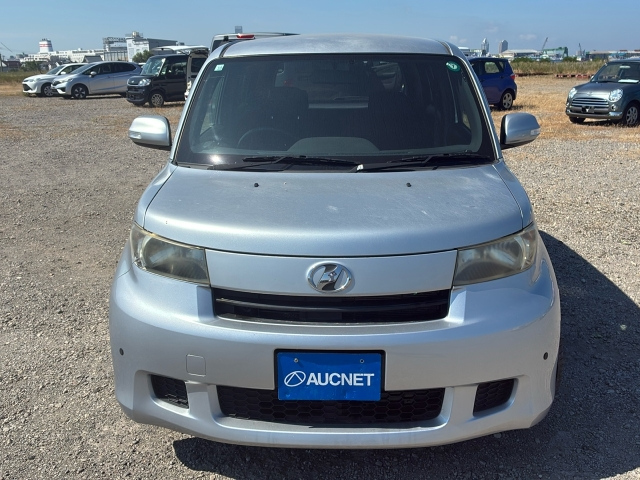 TOYOTA BB 2010