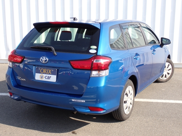 TOYOTA COROLLA FIELDER 2017