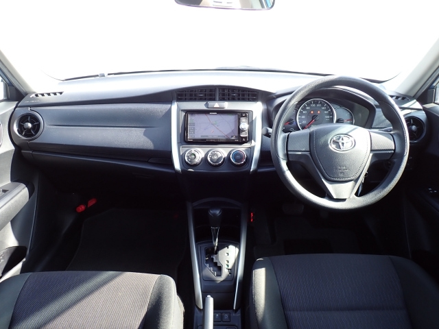 TOYOTA COROLLA FIELDER 2017