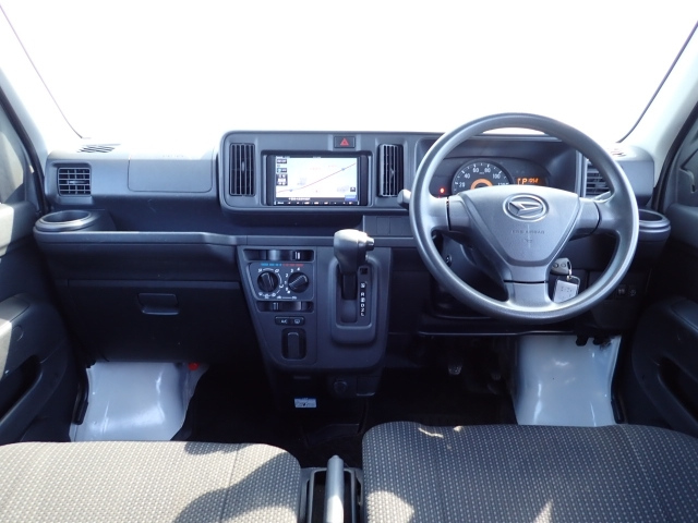 DAIHATSU HIJET VAN 2019