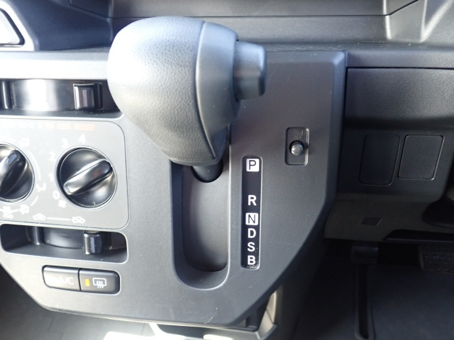 DAIHATSU WAKE 2022