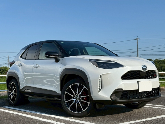 TOYOTA YARIS CROSS 2025