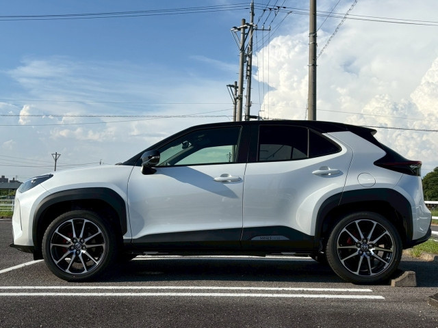 TOYOTA YARIS CROSS 2025