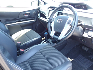TOYOTA AQUA 2016