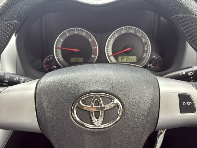 TOYOTA AURIS 2010