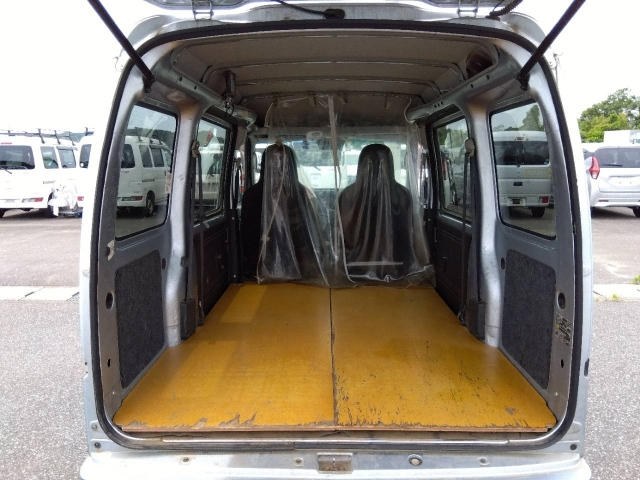 DAIHATSU HIJET VAN 2019