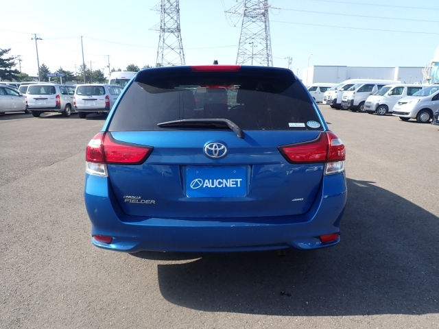 TOYOTA COROLLA FIELDER 2020