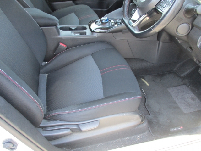 NISSAN LEAF 2020