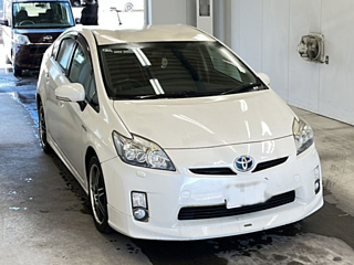 TOYOTA PRIUS 2011