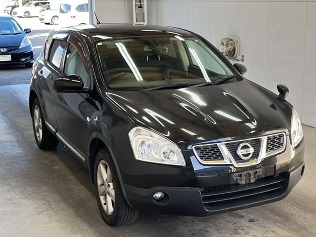 NISSAN DUALIS 2012