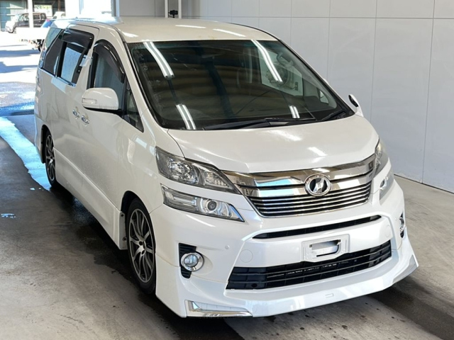 TOYOTA VELLFIRE 2012