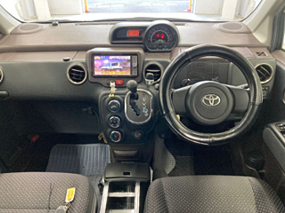 TOYOTA SPADE 2015