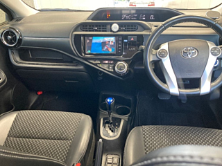 TOYOTA AQUA 2015