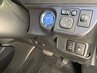 TOYOTA AQUA 2015