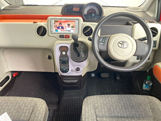 TOYOTA PORTE 2014