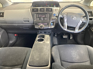 TOYOTA PRIUS ALPHA 2014