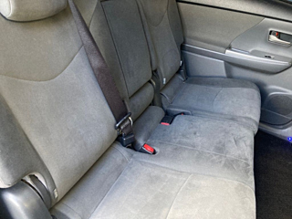 TOYOTA PRIUS ALPHA 2012