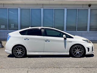 TOYOTA PRIUS 2014