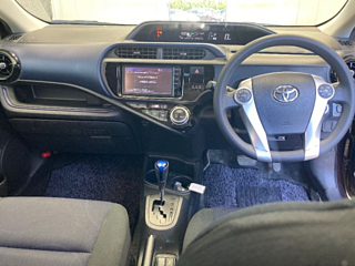 TOYOTA AQUA 2015