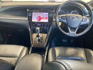 TOYOTA HARRIER 2014