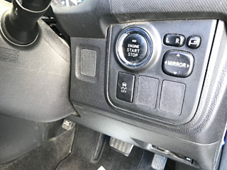 TOYOTA WISH 2010