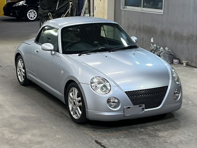 DAIHATSU COPEN 2011