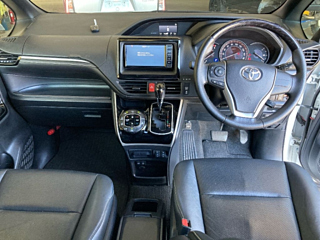 TOYOTA ESQUIRE 2017
