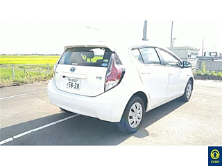 TOYOTA AQUA 2016