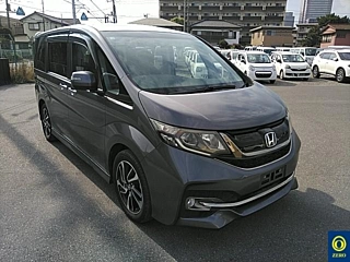HONDA STEP WAGON 2016