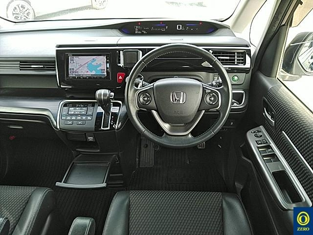 HONDA STEP WAGON 2016