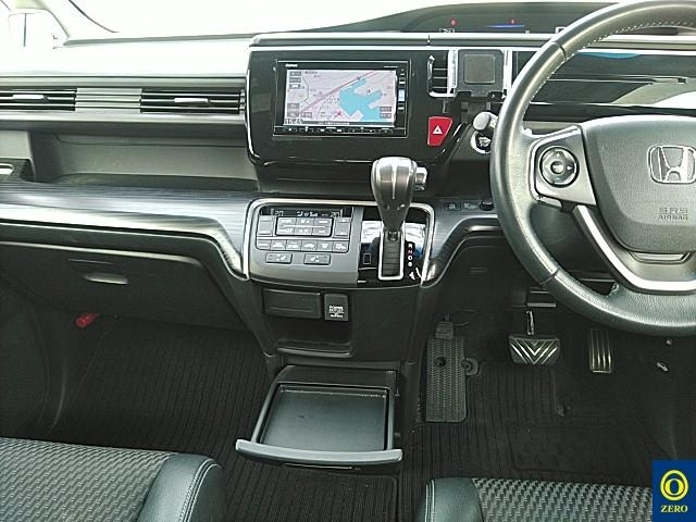 HONDA STEP WAGON 2016