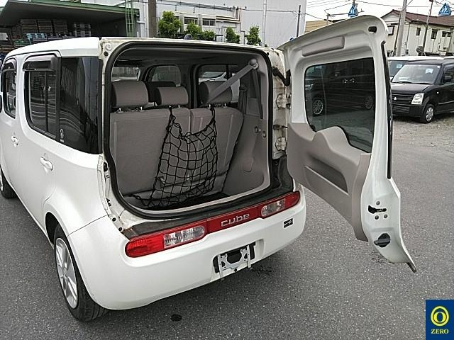 NISSAN CUBE 2012