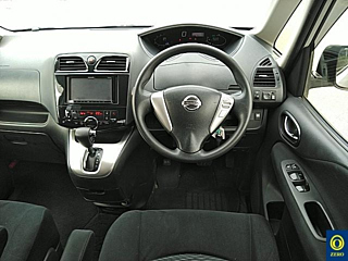 NISSAN SERENA 2013